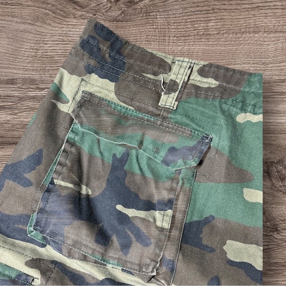 Roth Co BDU Camouflage Cargo Men Shorts (No Tag) Size Approximately Waist 36/38 - Picture 4 of 10